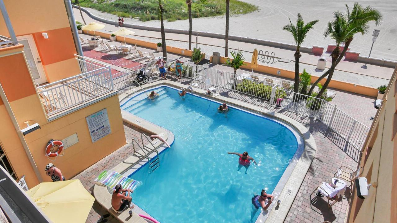 Page Terrace Beachfront Hotel St. Pete Beach Zewnętrze zdjęcie