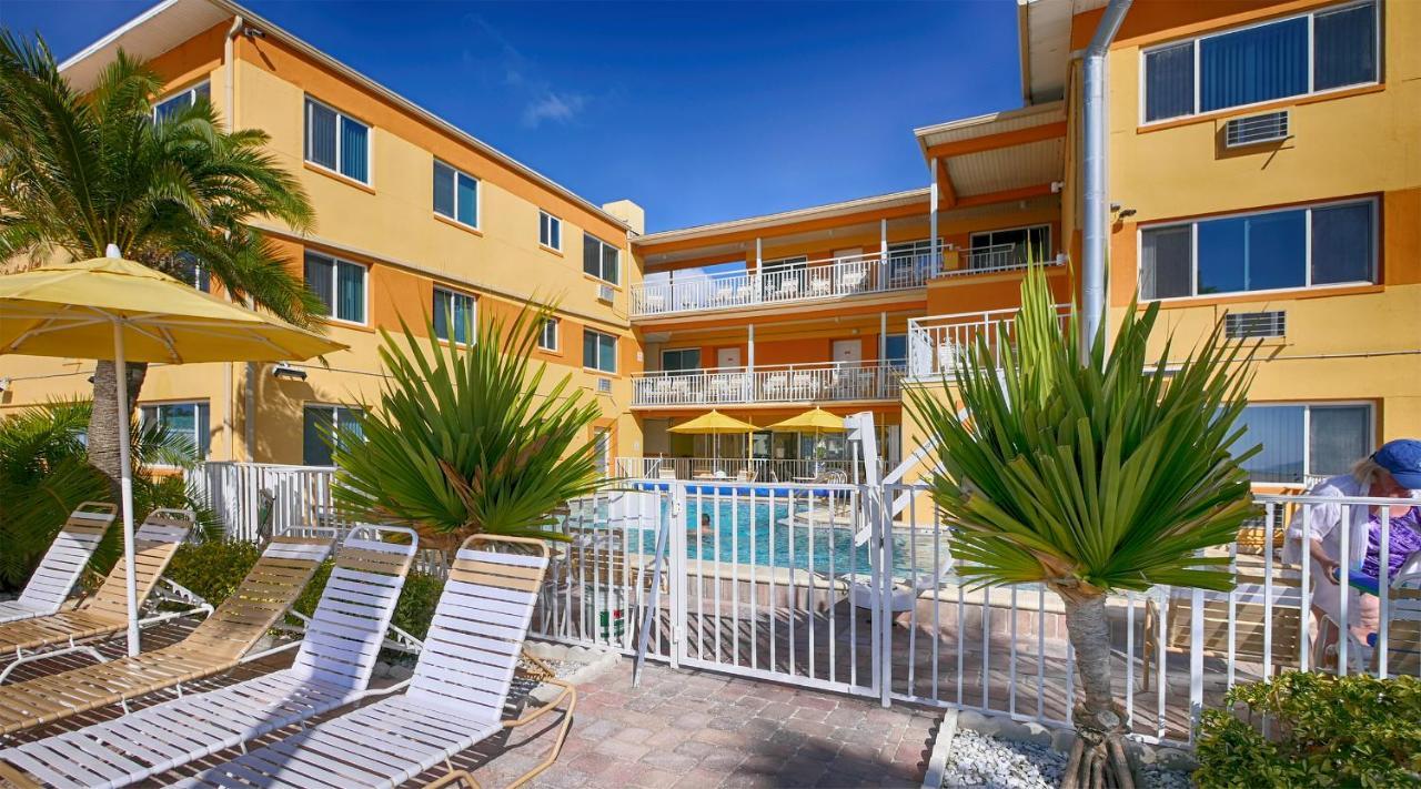 Page Terrace Beachfront Hotel St. Pete Beach Zewnętrze zdjęcie