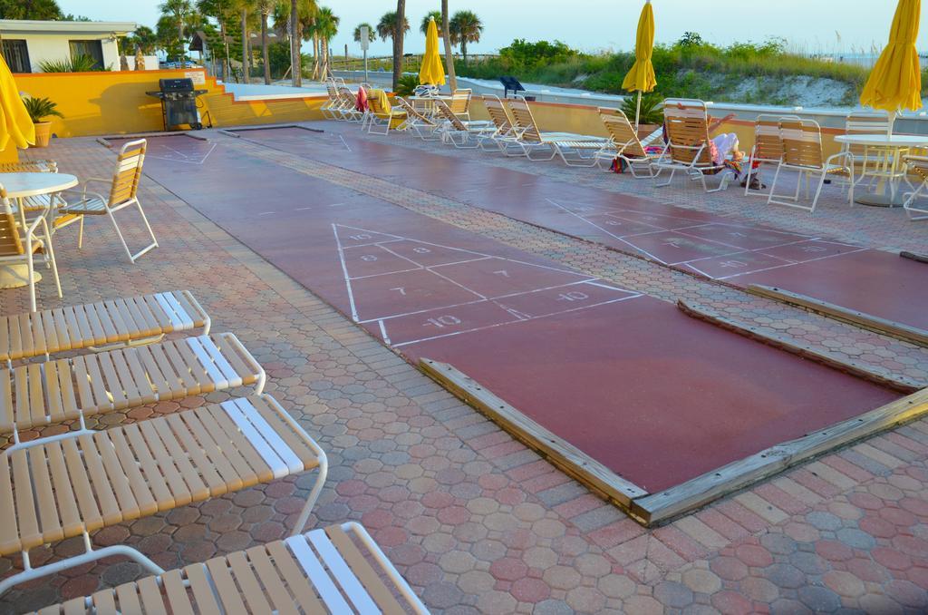Page Terrace Beachfront Hotel St. Pete Beach Zewnętrze zdjęcie