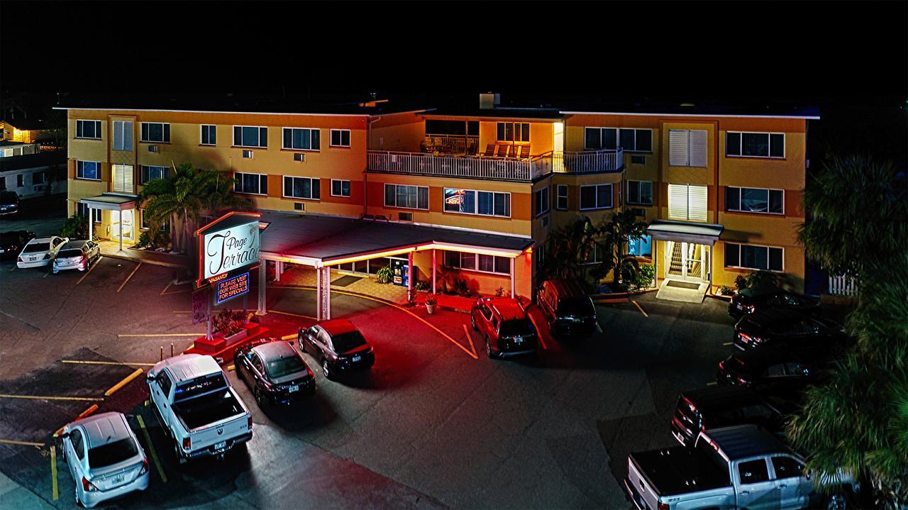 Page Terrace Beachfront Hotel St. Pete Beach Zewnętrze zdjęcie