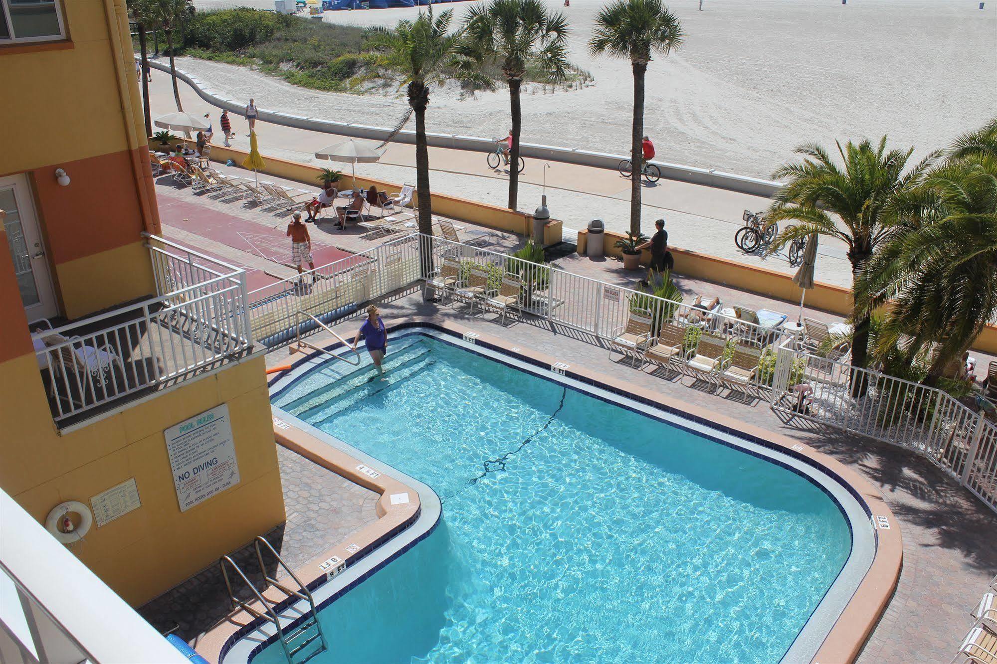 Page Terrace Beachfront Hotel St. Pete Beach Zewnętrze zdjęcie